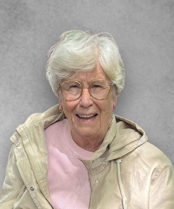 mw. R. Hop-Heinen bewerkte Reinie Hop – Heinen