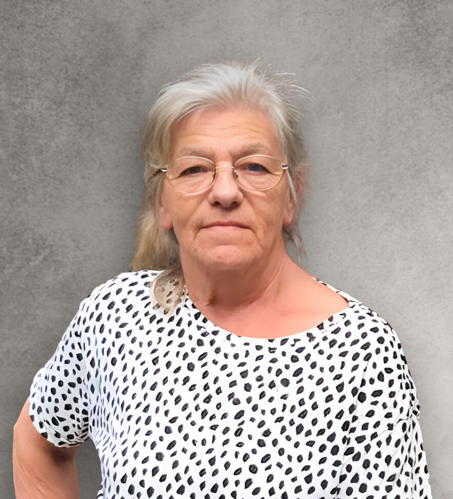 Tineke van de Munt – Schüssler